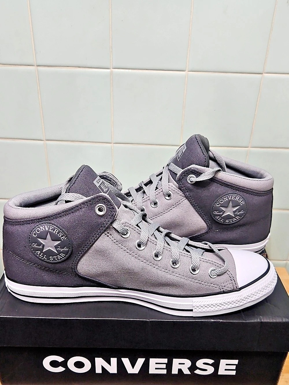 Converse Chuck Taylor All Star Malden Street Mid Sneakers in Gray Size 12 NWT